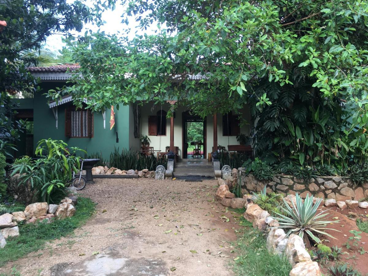 Owls Nest Hotel Удавалаве Екстериор снимка